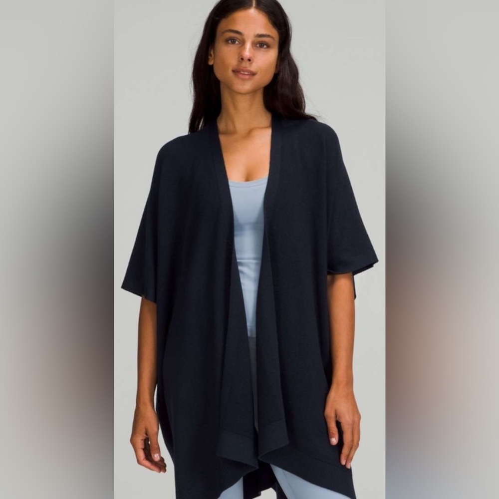 Lululemon Athletica Navy Blue Women's Poncho Sweater OS